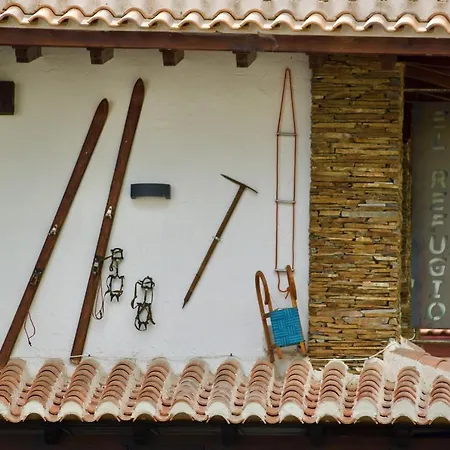 El Refugio 2* Pinos Genil
