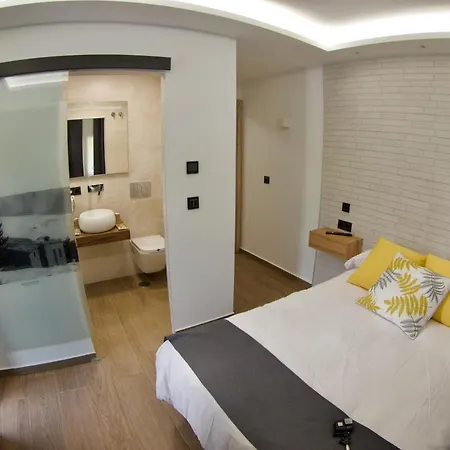El Refugio Hotel 2*