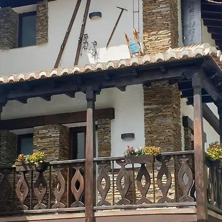 El Refugio 호텔 2*
