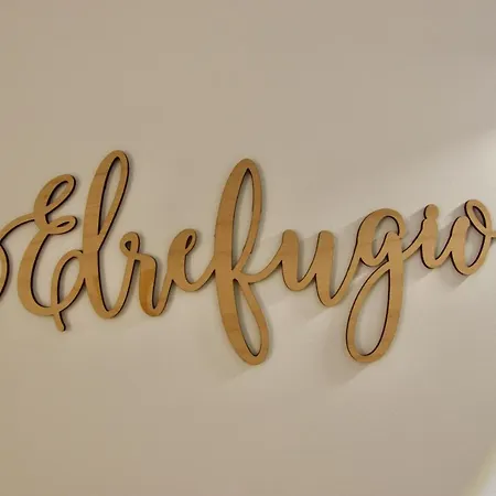 호텔 El Refugio 피노스제닐