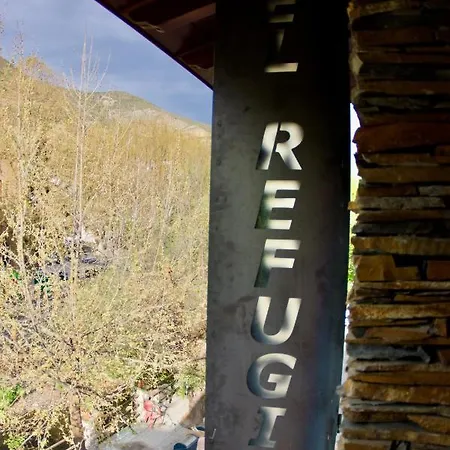 El Refugio 호텔 피노스제닐